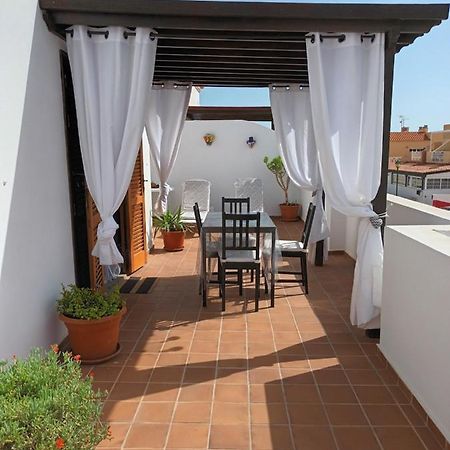 Una Terrazza Al Sol Калета-де-Фусте Экстерьер фото
